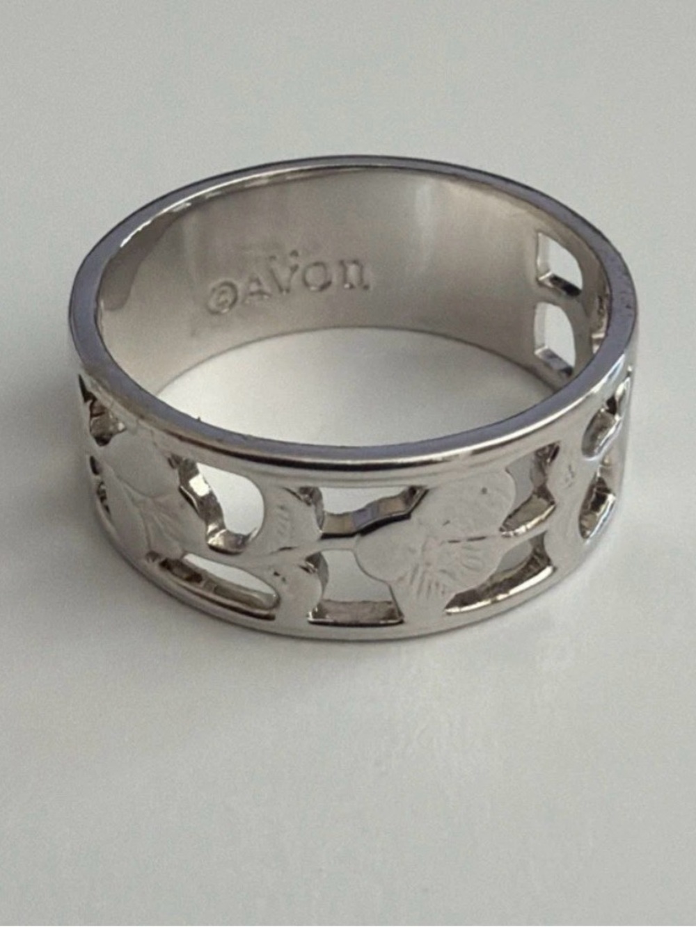 Vintage Avon Silver-tone Ring Size 6.5-7